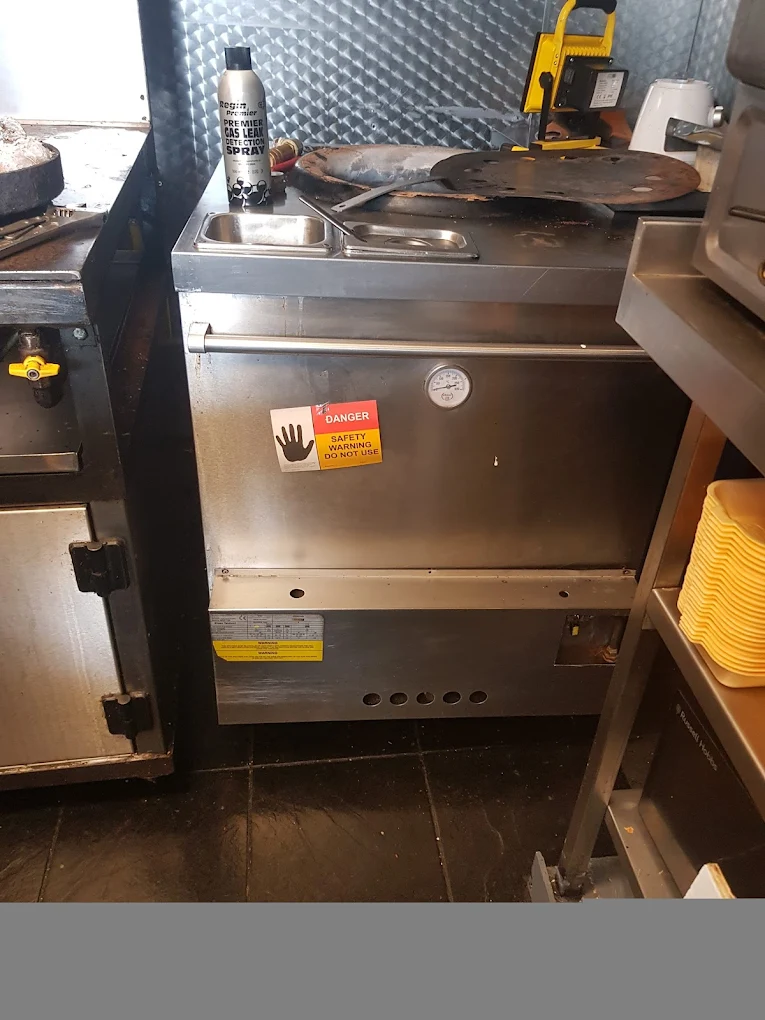 Gas fires & cookers photo